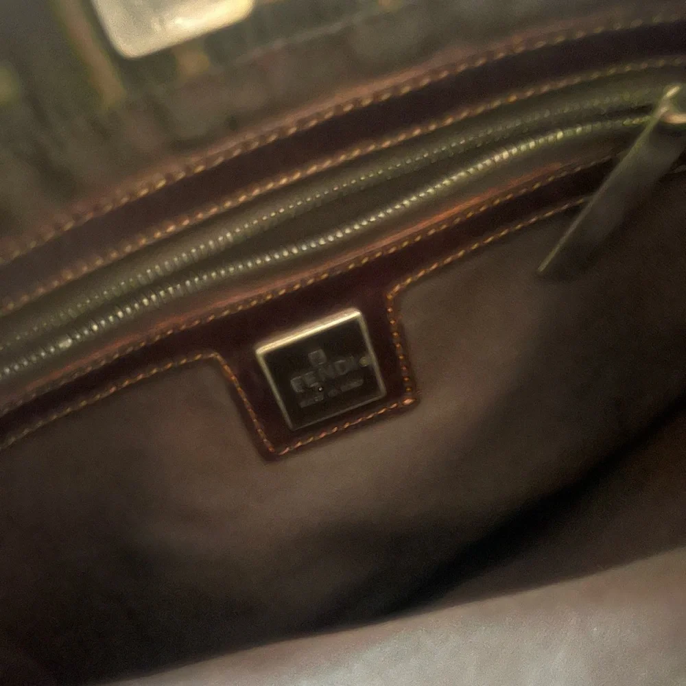 Fendi Black and Brown Shoulder Bag - Picture 2 of 8
